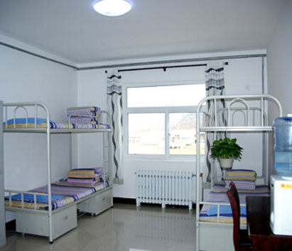 某某集團(tuán)宿舍家具